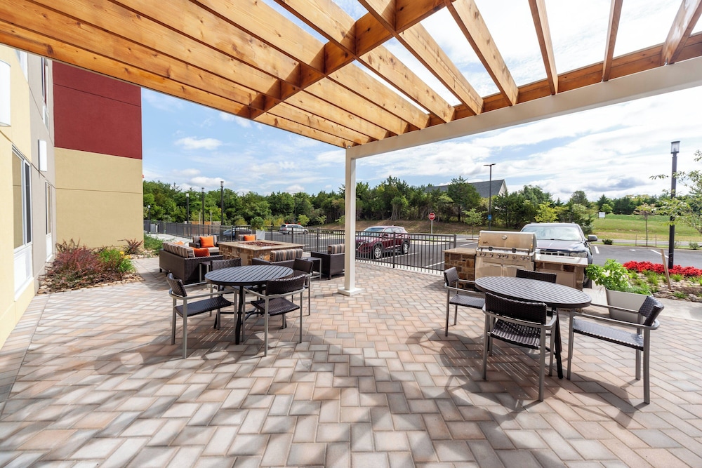 TownePlace Suites by Marriott Front Royal - photo 27