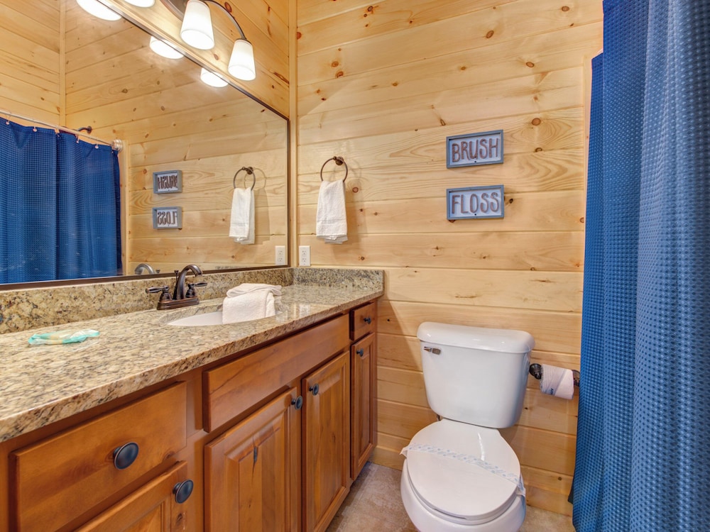 Gatlinburg Escape - photo 16