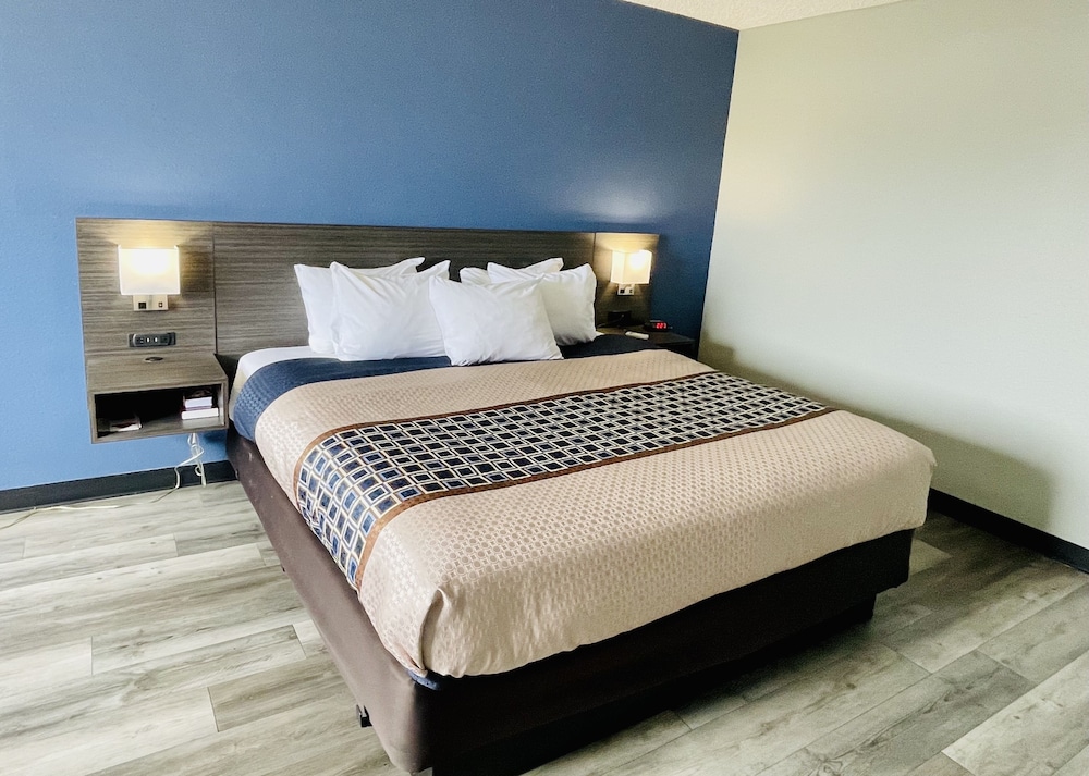 Americas Choice Inn And Suites - photo 5