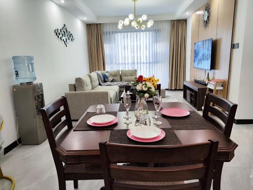 Soft Life Crib in Lavington Dine Wine & Relax