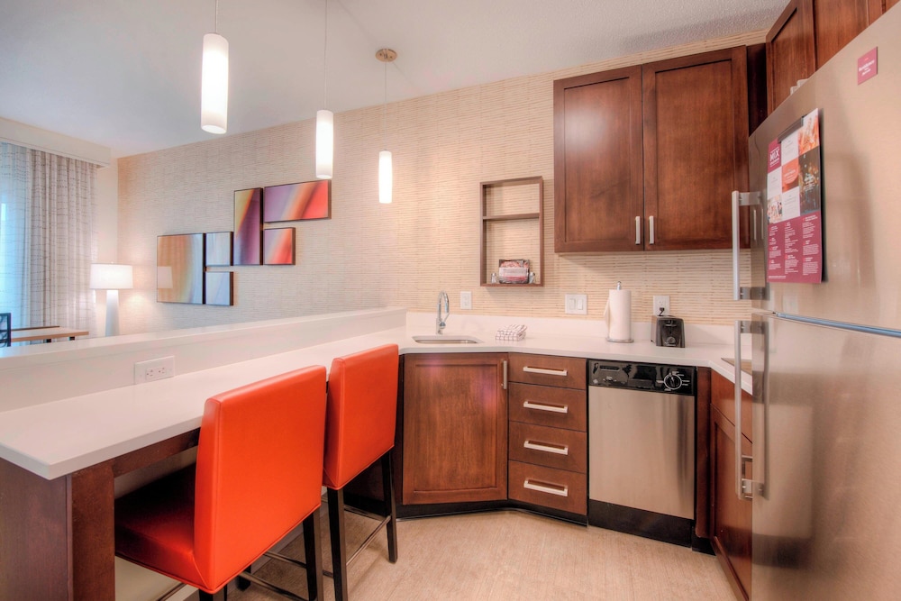 Residence Inn by Marriott Charlotte Airport - photo 11