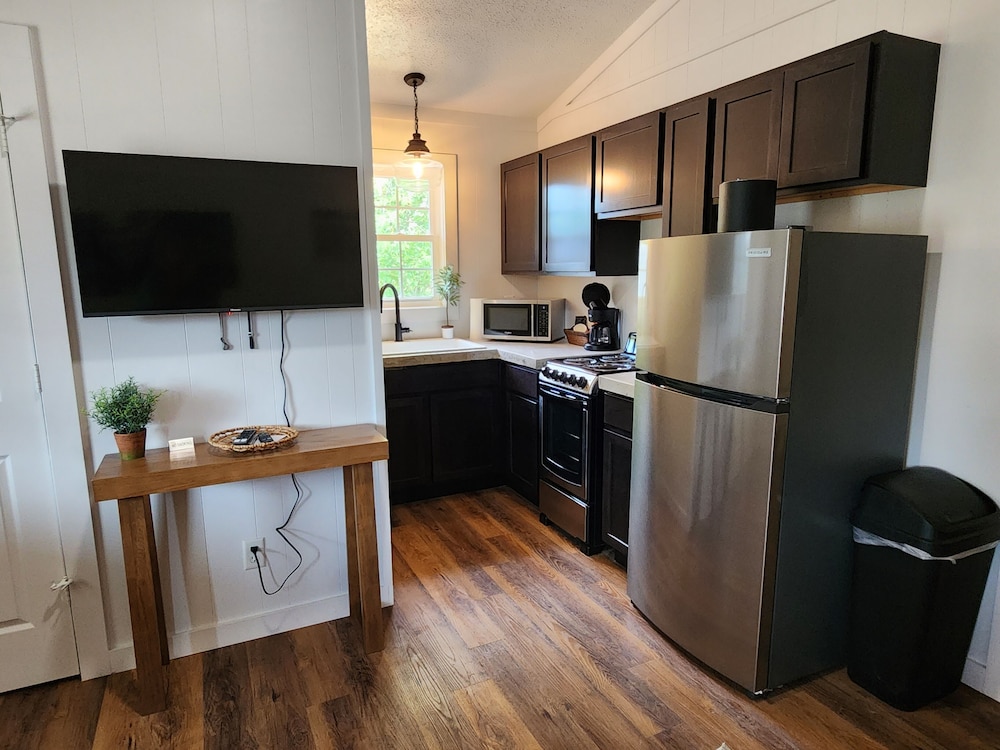 The Lakehouse Inn at Sledd Creek - photo 18