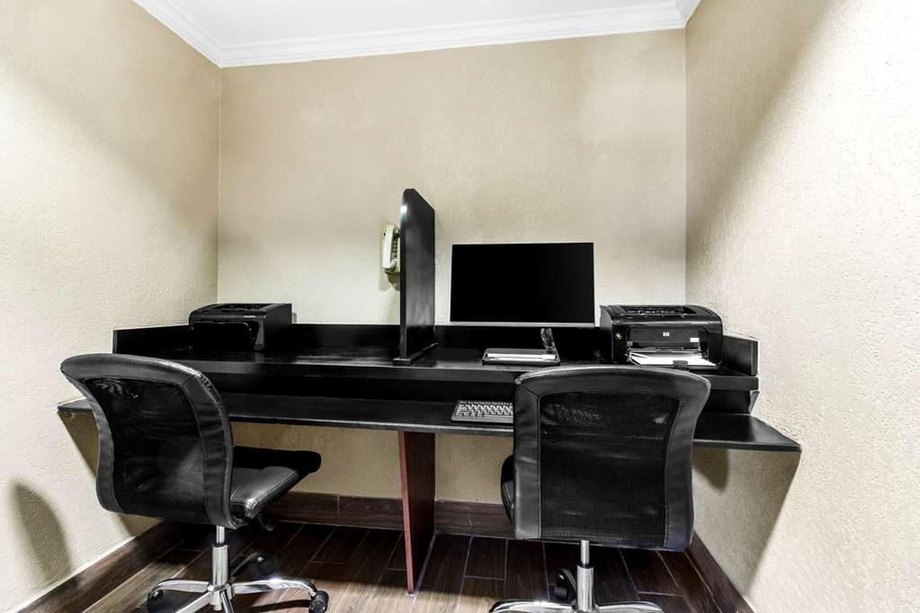 Comfort Inn Evansville East - photo 39