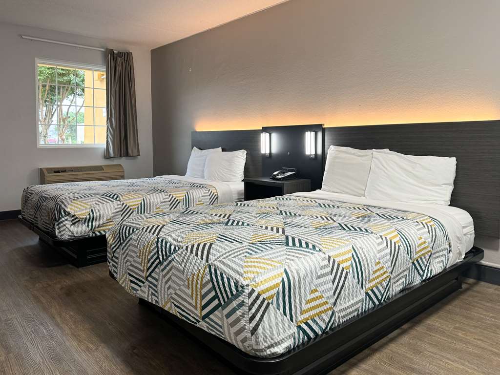 Studio 6 Extended Stay Huntsville AL University Drive - photo 4
