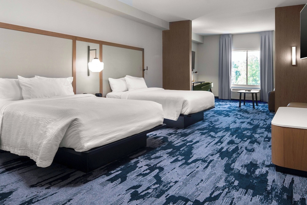 Fairfield Inn & Suites by Marriott Rocky Mount - photo 9
