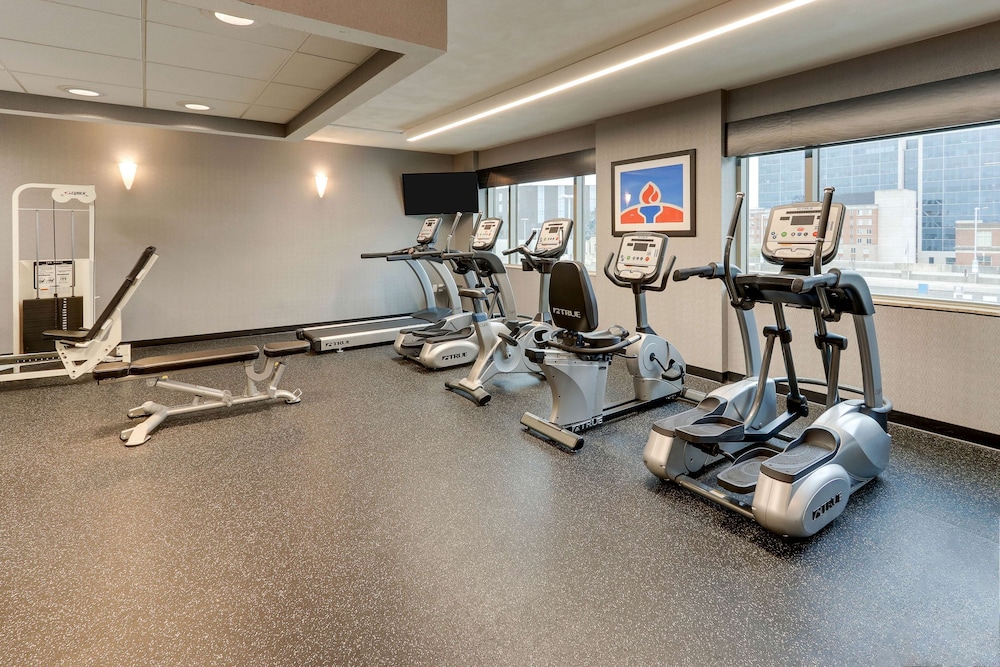 DoubleTree by Hilton St. Louis Forest Park - photo 18