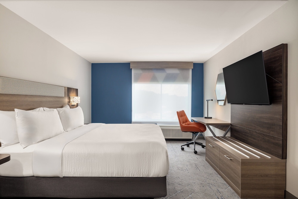 Holiday Inn Express Fayetteville Fort Bragg by IHG - photo 15