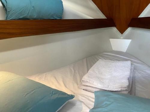 Sleep And Sail Marina De Oeiras Lisbon S Coast — Oeiras