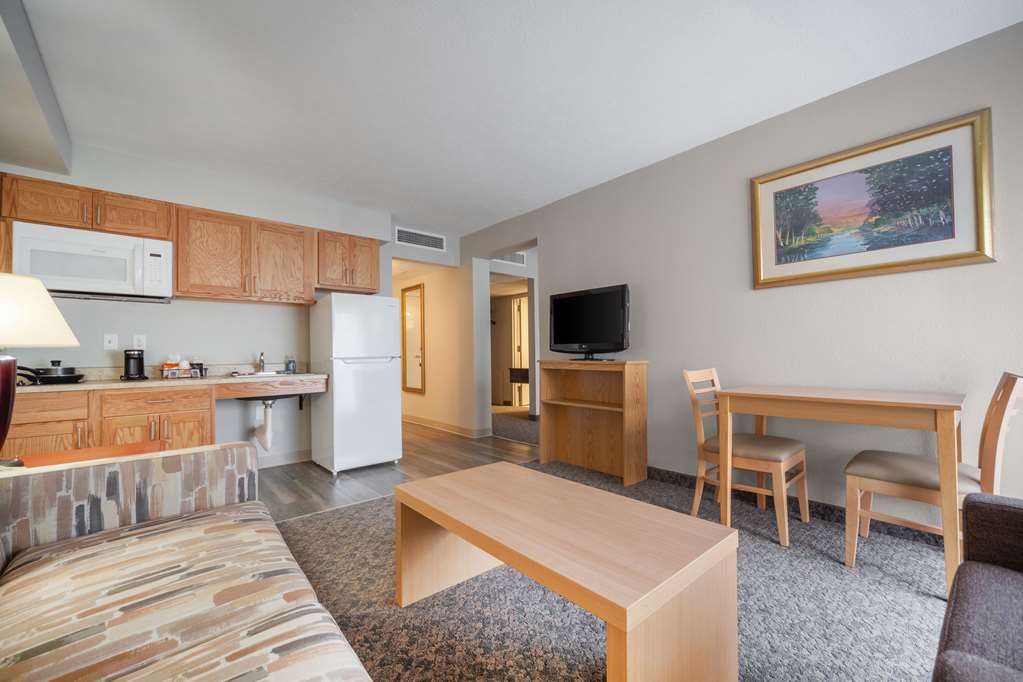 Suburban Studios I 80 Grand Island - photo 21