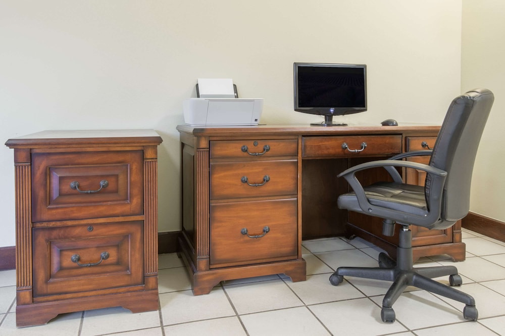 Days Inn by Wyndham Altus - photo 4