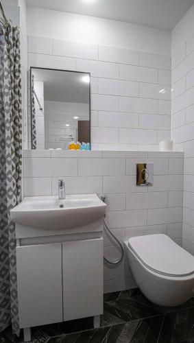 Super Bright Apartment For 2 In Avlabari by Wehost