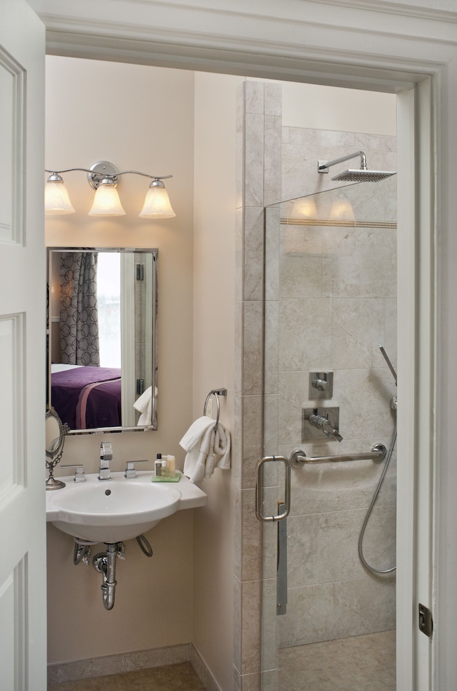 Albemarle Inn - photo 46