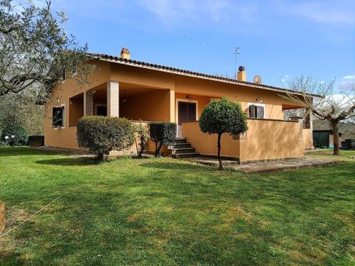 Casa Vacanze Selene — 4-Star Luxury Hotel in Bolsena, Italy