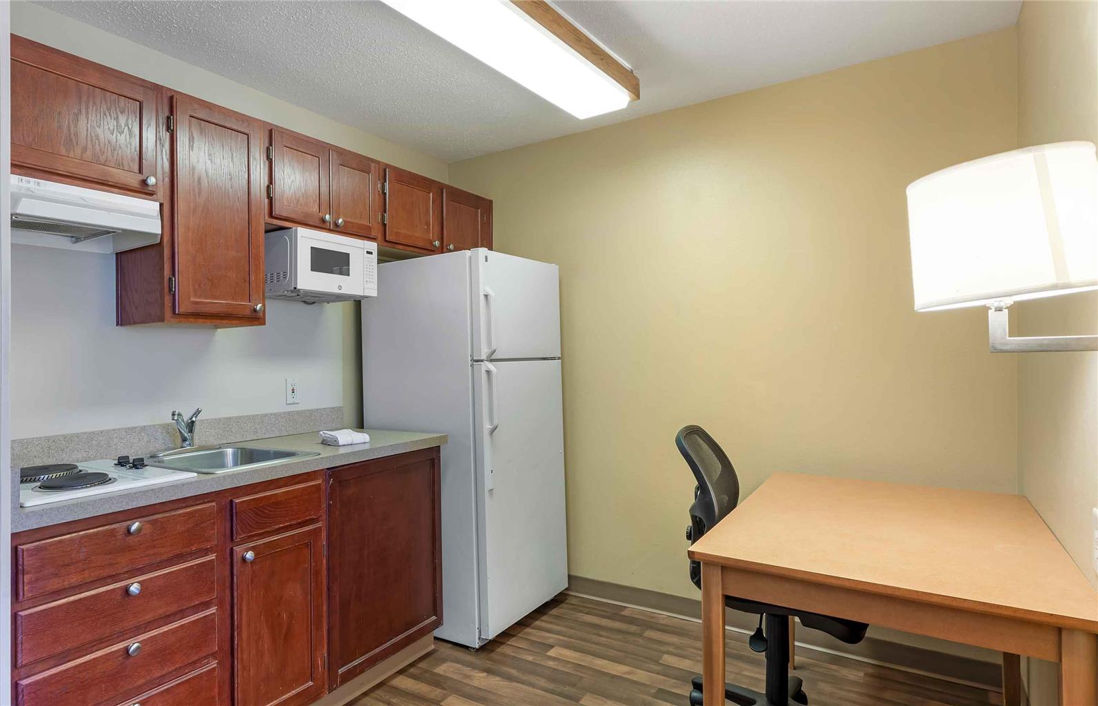 Extended Stay America Suites Denver Aurora North - photo 35