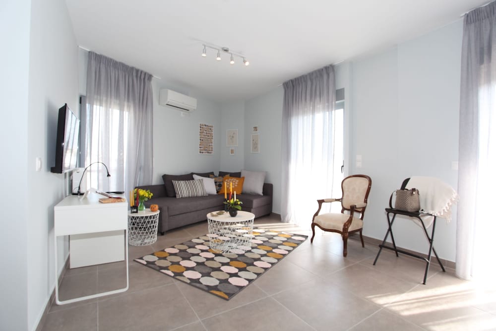 Edem apartment Sea View — 4-Star Luxury Hotel in Palaio Faliro, Greece