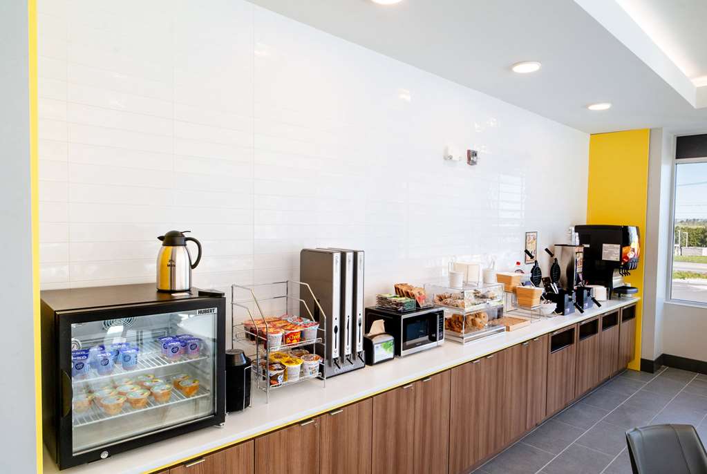 Microtel Inn & Suites by Wyndham Macedon - photo 37