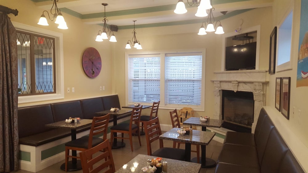 Crescent Suites Hotel - photo 36