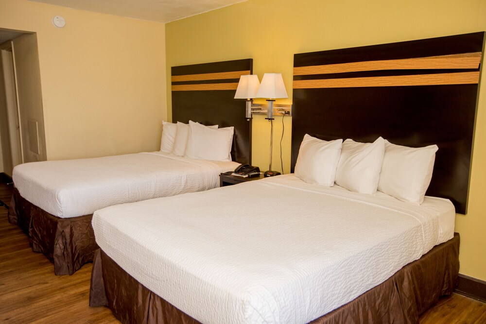 Blu Atlantic Oceanfront Hotel & Suites - photo 8