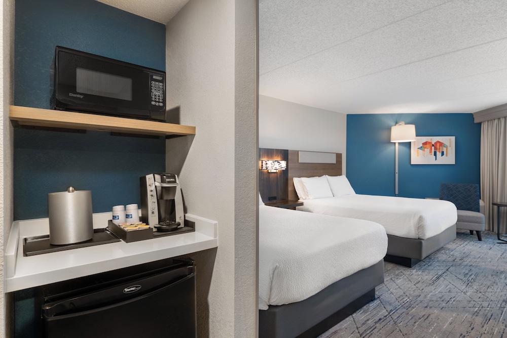 Holiday Inn Express North Palm Beach Oceanview by IHG - photo 31