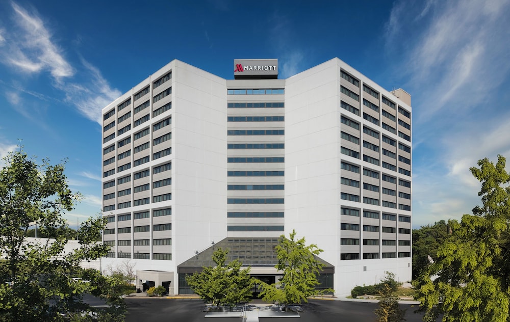 Nashville Airport Marriott - photo 37