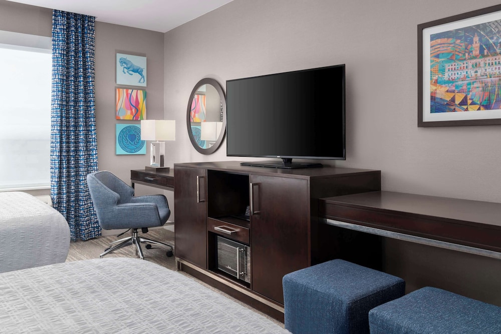 Hampton Inn & Suites Worcester - photo 27