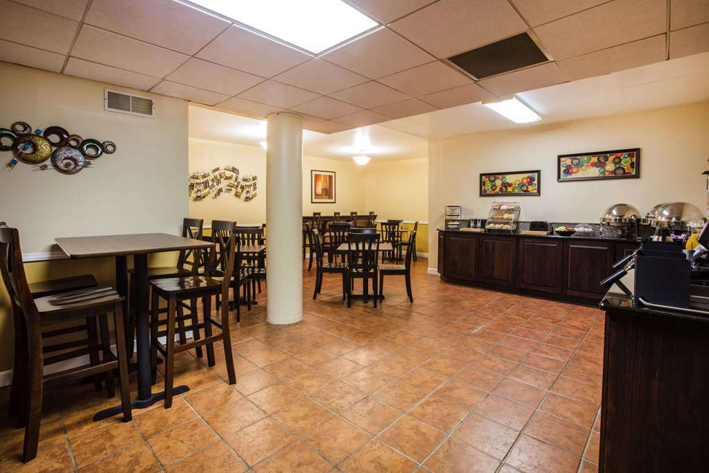 Ramada by Wyndham Ligonier - photo 26
