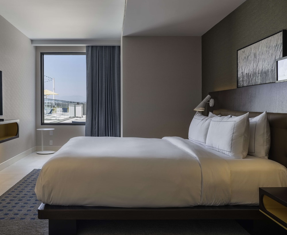Hilton Buena Park Anaheim - photo 22