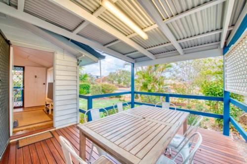 Sandy Feet Cottage — Bargara — photo 2