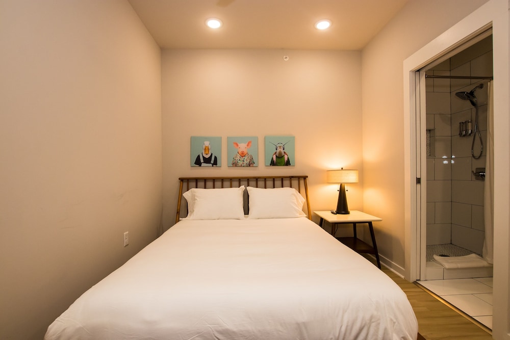 The Hotel at Huntington Square - photo 57