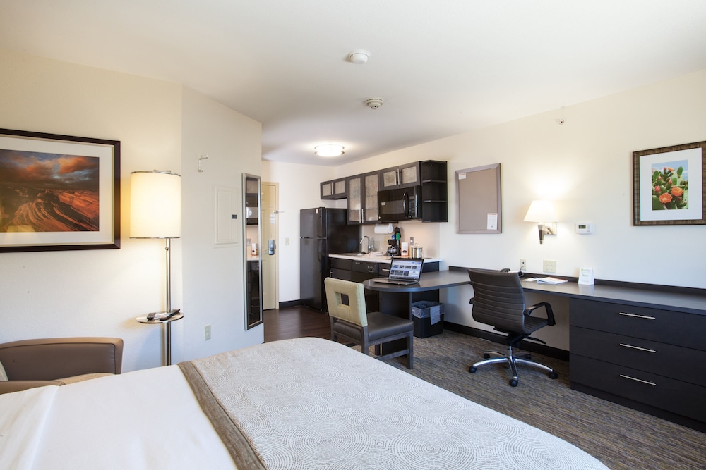 Candlewood Suites New Braunfels by IHG - photo 9