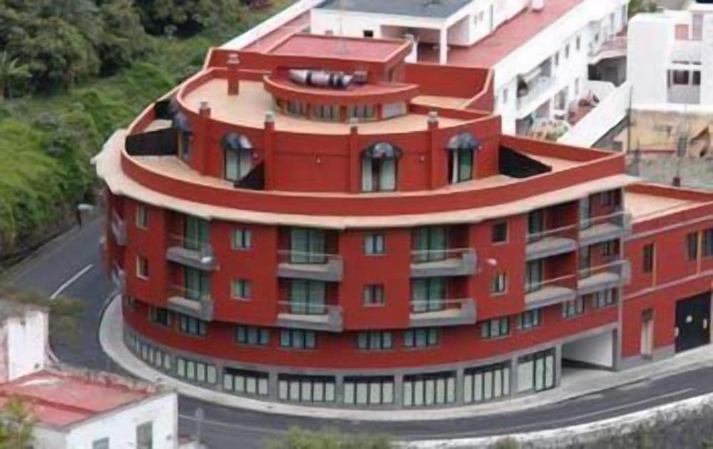 Hotel Apartamentos El Galeon — Brena Alta