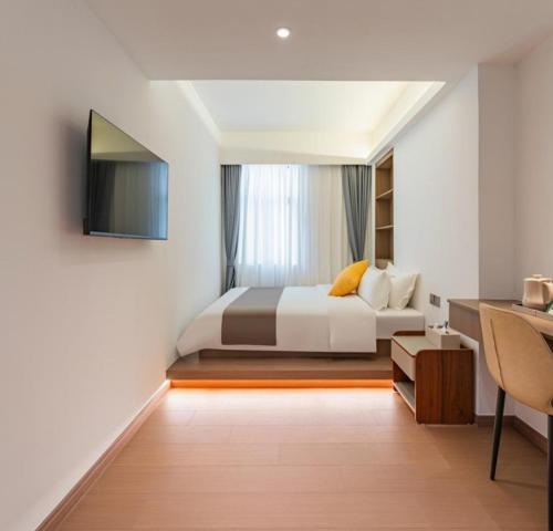 Yousufu in New Cairo, Egypt