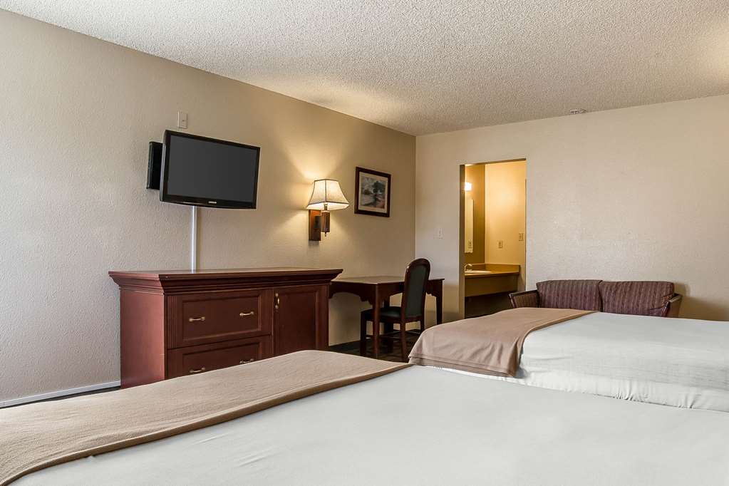 Rodeway Inn Cheyenne I 80 East - photo 21