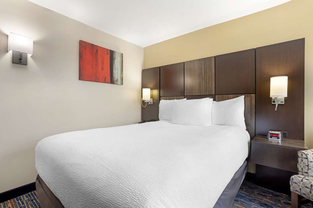 Best Western Plus Fairfield Hotel - photo 29