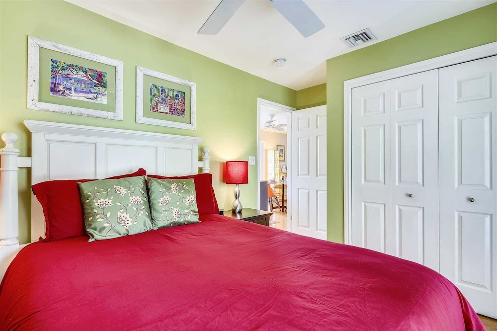 Shipyard Treasure by Avantstay Communal Pool Gated Community Great Location Week Long Stays - photo 14