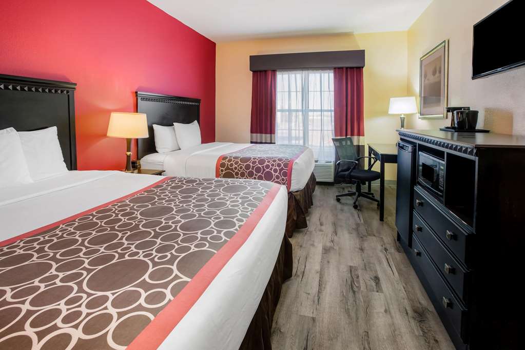La Quinta Inn & Suites by Wyndham Dallas Mesquite - photo 24