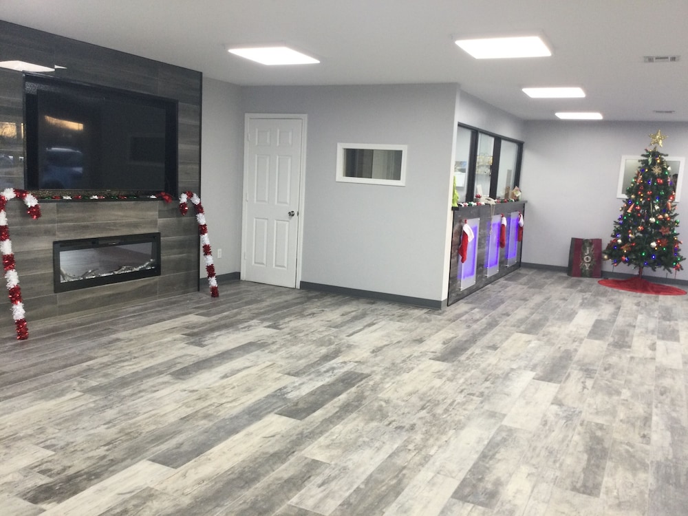 Americas Best Value Inn Muskogee - photo 3