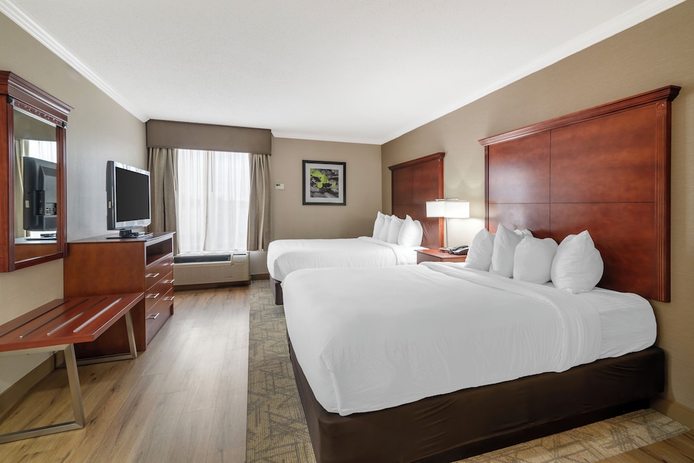 Best Western Liverpool Syracuse Inn & Suites - photo 8