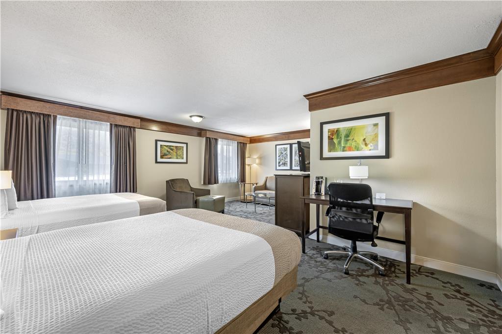 Best Western Black Hills Lodge - photo 3