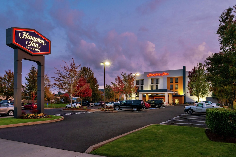 Hampton Inn Eugene - photo 44