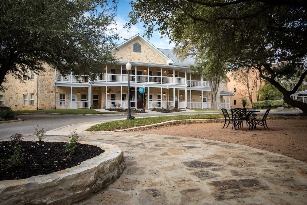 Gruene River Hotel & Retreat - photo 90