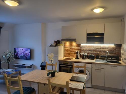 Studio Cosy a 5 Minutes de Disneyland Paris — hotel in Chalifert
