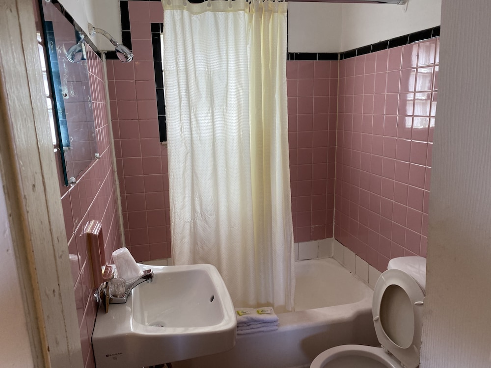 Ranger Motel - photo 19