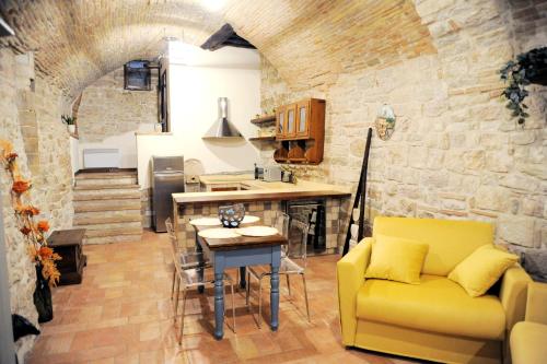 O rosa bella Appartamento via savelli della porta 24 in Gubbio, Italy