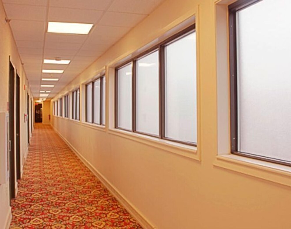 Brooklyn Motor Inn - photo 16