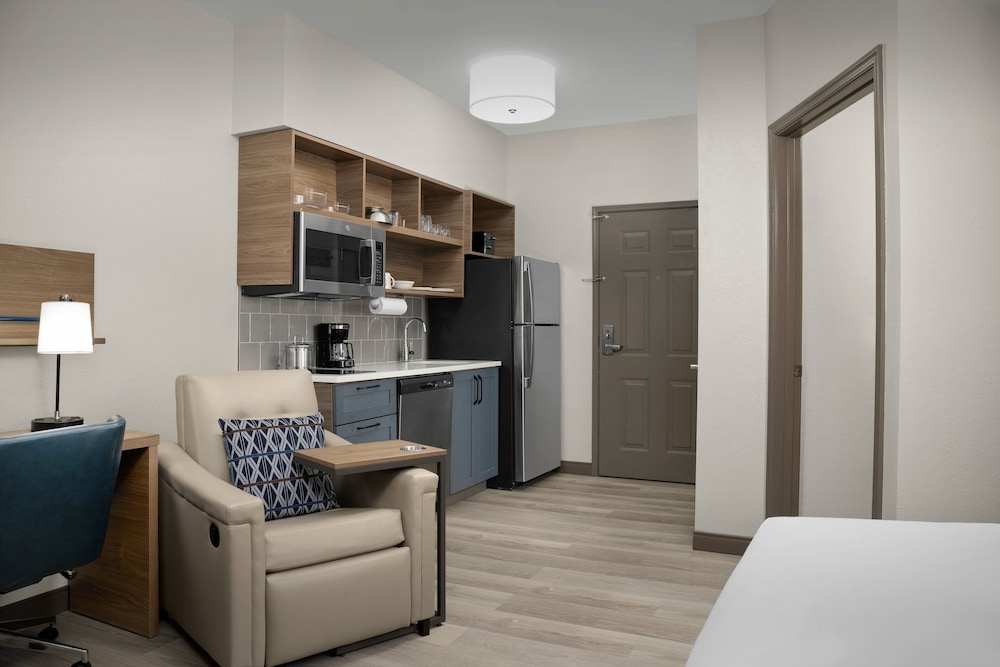 Candlewood Suites Alexandria Fort Belvoir by IHG - photo 13