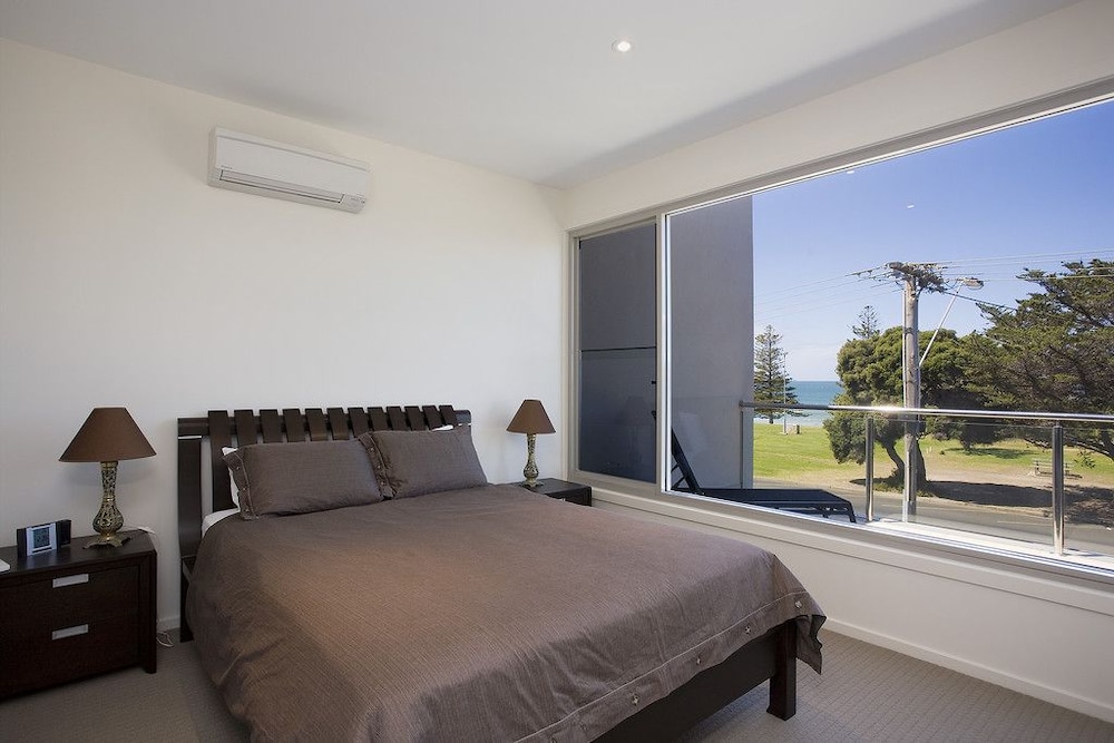 Two Bays Apartments — 4-Star Luxury Hotel in Torquay, Australia