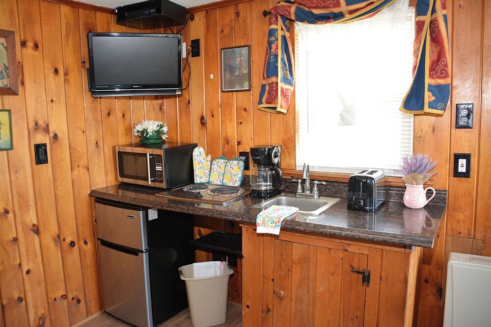 Little Miss Cottages - photo 28