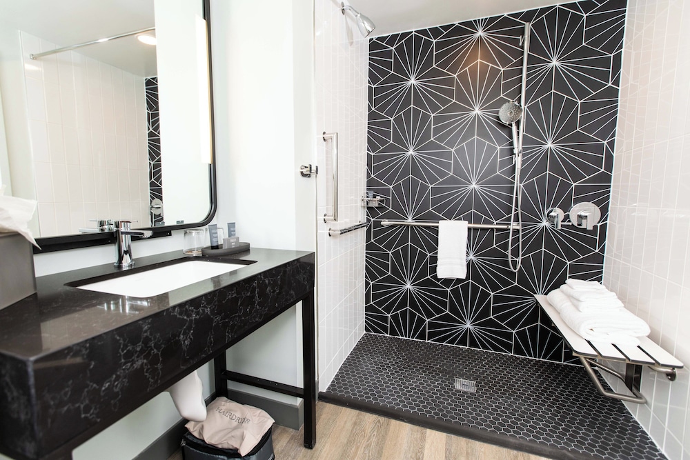 voco The Darwin Atlanta Midtown by IHG - photo 35