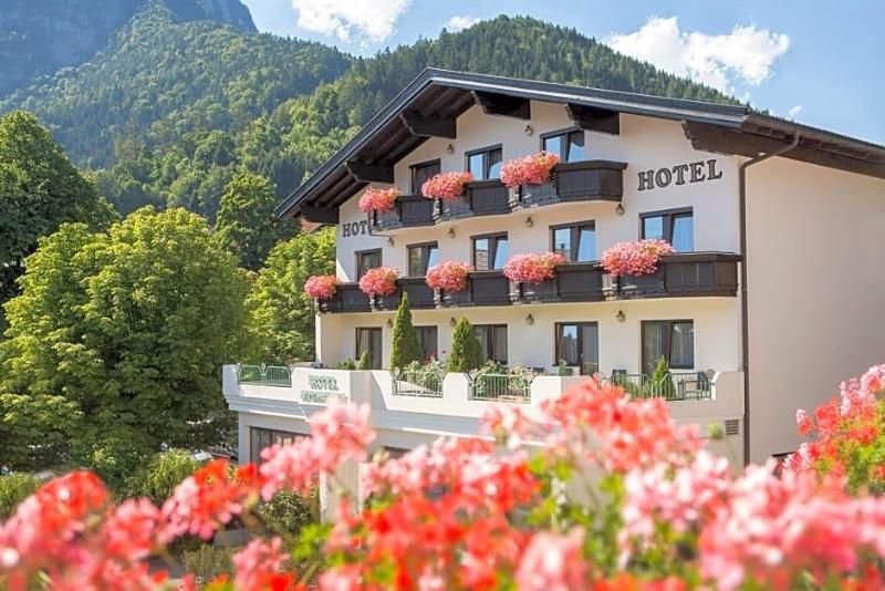 Hotel Jenbacherhof — 4-Star Luxury Hotel in Jenbach, Austria